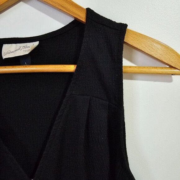 EUC UNIVERSAL THREAD GOODS BLACK SURPLICE TANK TOP SLEEVELESS SIZE LARGE - Picture 6 of 11